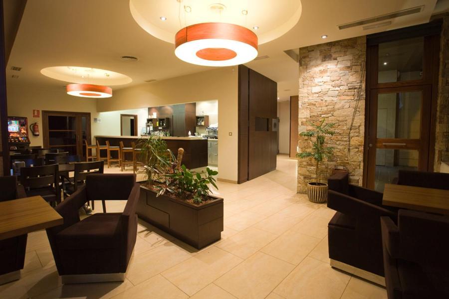 Hotel Mar De Plata ซาร์เรีย ภายนอก รูปภาพ